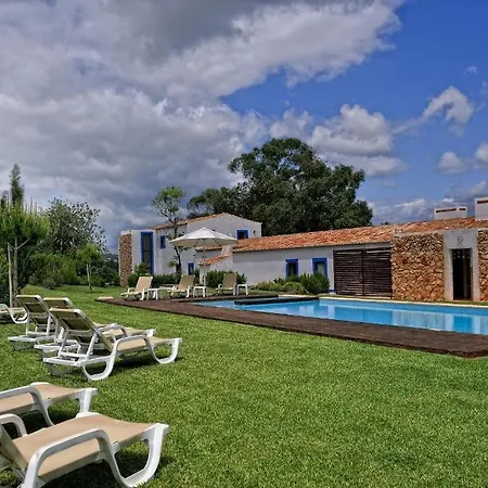 Quinta Do Mel * אלבופיירה